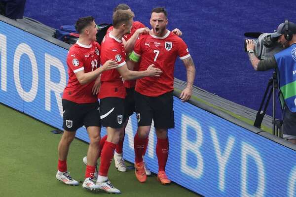 Eurocopa 2024: Austria gana y sigue con esperanzas de clasificación - Fútbol - ABC Color