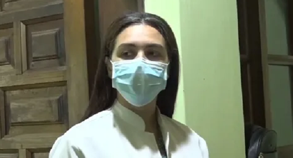 Doctora atiende 90 pacientes por día y le pagan G. 1.500.000 - Noticiero Paraguay
