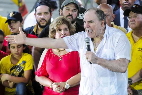 “Aquí el único loco soy yo”, dice expresidente de Ecuador Bucaram sobre polémica con Noboa - Mundo - ABC Color