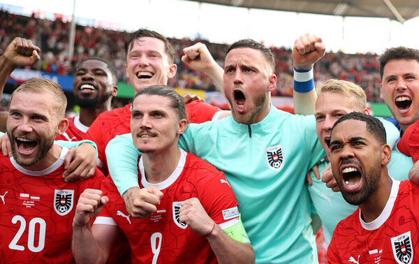 Versus / Austria tumba a Polonia y se ilusiona con llegar a octavos de final de la Eurocopa