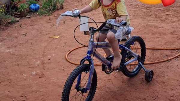 Ladrones llevaron la bici de un niño con cáncer
