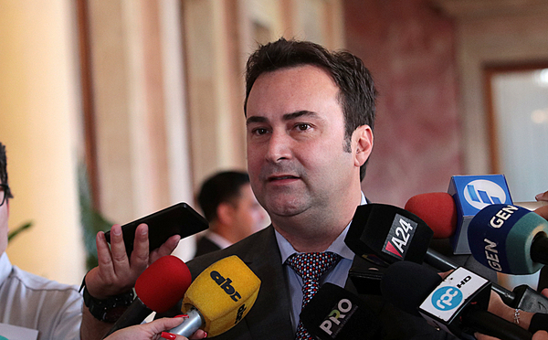 Juez admite imputación contra Andrés Gubetich por estafa y lavado de dinero - El Independiente