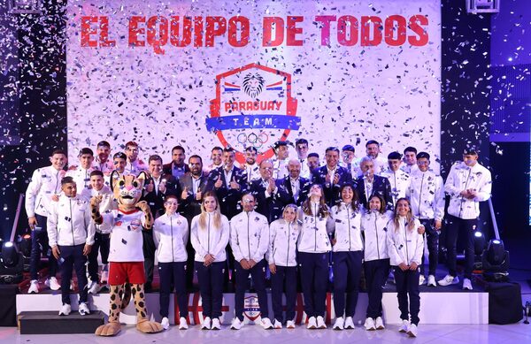 Santiago Pe帽a promete fuerte inversi贸n en deporte durante presentaci贸n de atletas rumbo a Par铆s 2024 - Revista PLUS