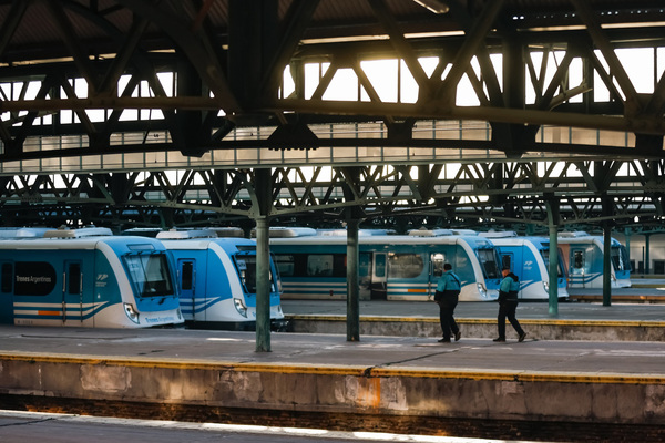Gobierno de Buenos Aires denuncia penalmente a sindicato del sistema metro por una huelga - Revista PLUS
