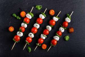Opción saludable para picar: pinchos caprese - Gastronomía - ABC Color