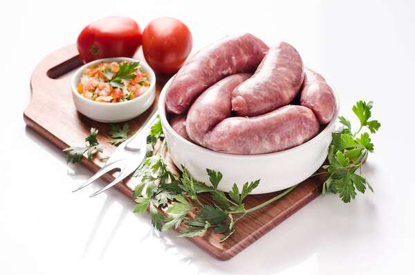 Aprendé a preparar chorizo toscano en hojas de laurel - Gastronomía - ABC Color