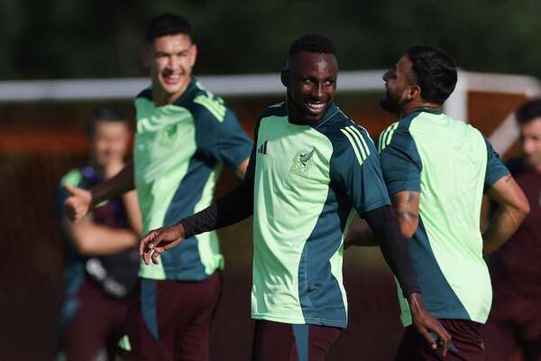 México, en deuda con su afición, se enfrenta a una ofensiva Jamaica en Copa América - Fútbol - ABC Color