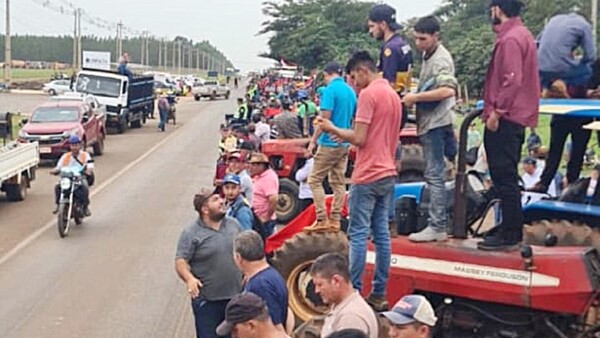 Repudian dichos del MAG: “¿Por qué plantan soja si son pobres?”