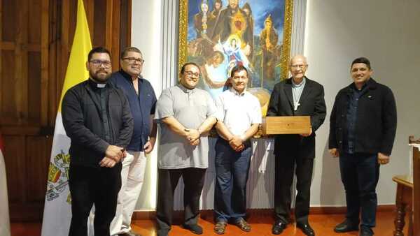 Restituyeron joyas de la Virgen del Rosario