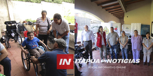 FUNDACIÓN SOLIDARIDAD DONA SILLAS DE RUEDAS A NIÑOS DE "RAYITOS DE LUZ" EN SAN JUAN DEL PARANÁ - Itapúa Noticias
