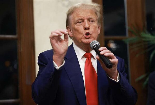 Trump promete residencia automática a inmigrantes graduados