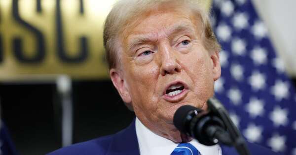 La Nación / Trump pide apoyo masivo en las urnas a los evangélicos de EEUU