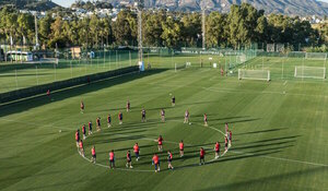 Versus / ¡Cerro Porteño ya comenzó la parte fuerte de la pretemporada en España!