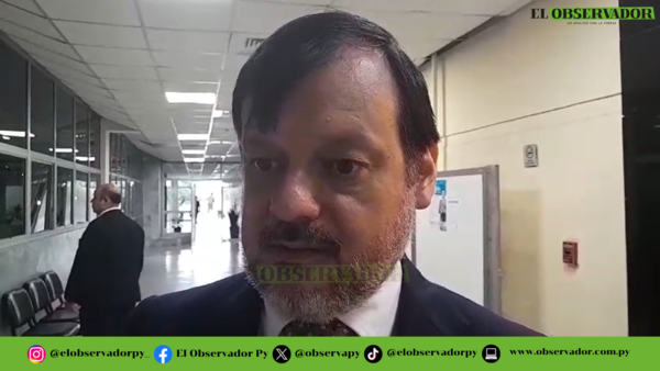 Fiscalía no cuenta con pruebas sobre lavado de activos, según defensa de Oscar González Chávez