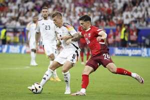 Füllkrug salva en el minuto 92 un punto y el primer lugar del grupo para Alemania - Fútbol Internacional - ABC Color