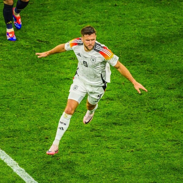 Definición sobre la hora en el Grupo A de la Eurocopa