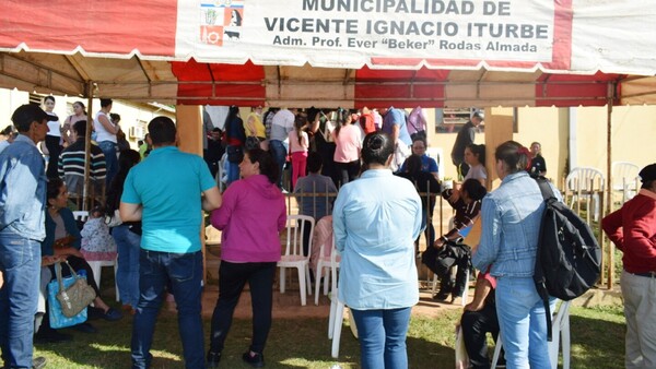 Médicos llevan esperanza de una mejor calidad de vida ante orfandad sanitaria