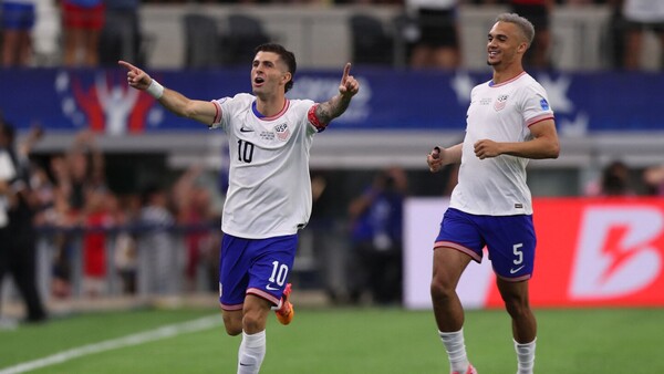 Estados Unidos triunfa al ritmo de su 'Capitán América'