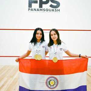 Regreso triunfal de delegación de squash con dos oros ganados en Ecuador