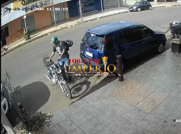 Hurtan motocicleta a un joven en el barrio General Díaz - Radio Imperio 106.7 FM
