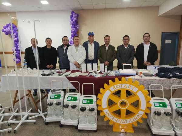 HRE recibe importantes equipos médicos por parte del Rotary Club de Encarnación