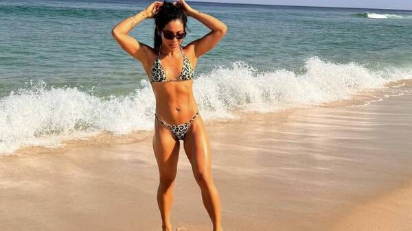 [GALERÍA] ¡Impresionante! Doña de pelotero cerrista muestra su cuerazo en la playa