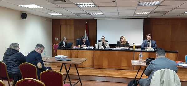 Tribunal rechazó la nulidad del auto de apertura a juicio planteada por defensa de exfiscal Patricia Filippi