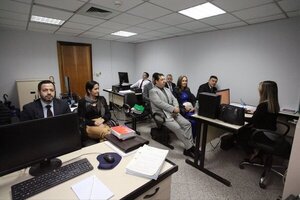 Juez se opone a pedido de procedimiento abreviado para militar y su esposa