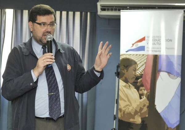 Exministro Luis Riart, preso en la Agrupación Especializada de la Policía - Policiales - ABC Color