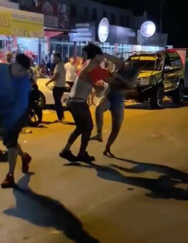 [VIDEO] ¡Hesukena! Patronales de Ypané terminó en tanga