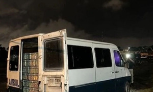 Falsa ambulancia fue interceptada en Lambaré que transportaba productos de contrabando - OviedoPress