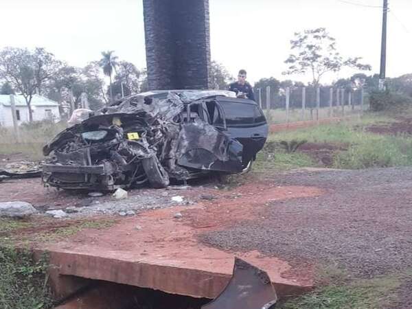 Video: pasajera graba los minutos previos al fatal choque a una vaca en Yuty - Nacionales - ABC Color