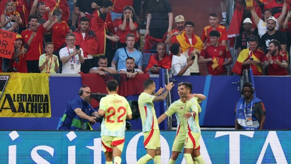 La 'Unidad B' sella el pleno de España