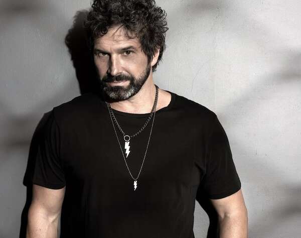 Iván Noble regresa a Paraguay con “Pianissimo” - Música - ABC Color