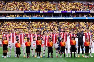 Versus / Increíble pero cierto: Paraguay vuelve a sufrir en el juego aéreo