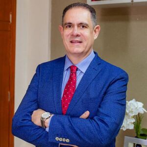 Periodista de Radio Oasis recibió plata de médico a cambio de ocultar información - Radio Imperio 106.7 FM