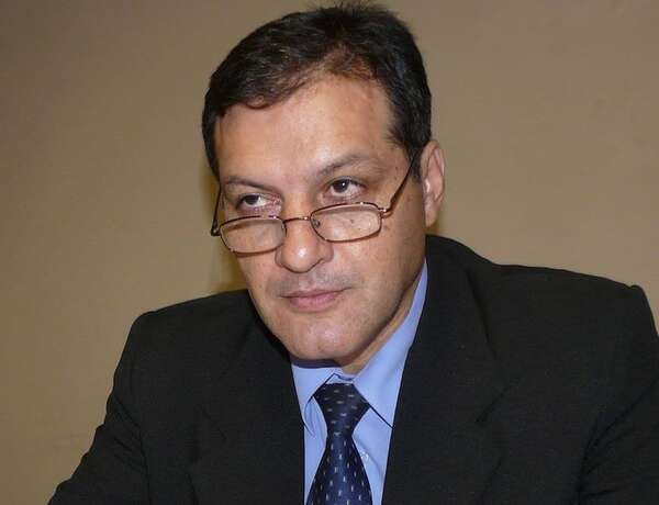 Bachi ubica a extitular de Conajzar en Senado - Política - ABC Color