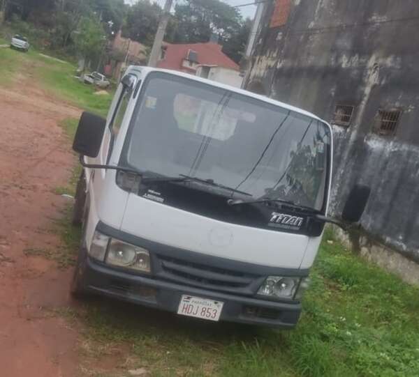 Camión robado en Asunción es recuperada en Villa Elisa - Policiales - ABC Color
