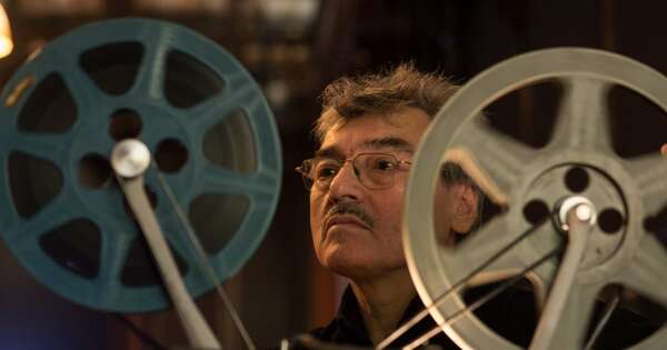 La Nación / Homenajearán a Hugo Gamarra por el Día del documentalista