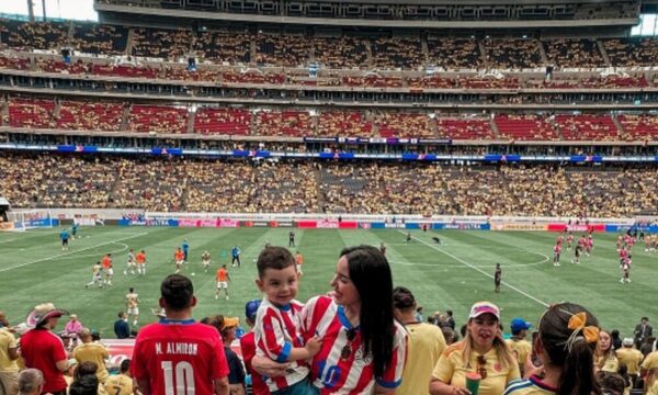 Doña de Almirón ante críticas para su ména: “En las buenas y en las malas”