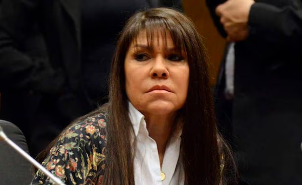 Firma vinculada a la senadora Celeste Amarilla puja en licitación de Hambre Cero - Noticiero Paraguay