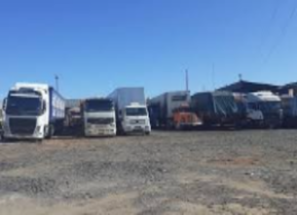 Roban camión del predio de Navegación y Puertos de PJC sin que nadie se percate