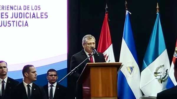 Liderazgo natural de los facilitadores lleva la justicia a sectores vulnerables, destacan ministros
