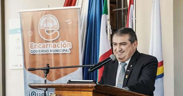 La Nación / Cuestionan retraso de pagos en municipio encarnaceno, pese a recaudación histórica