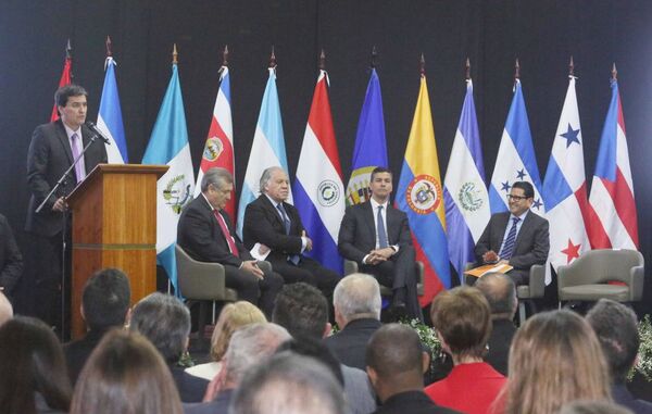 Conversatorio Internacional destacó los logros del Programa de Facilitadores Judiciales