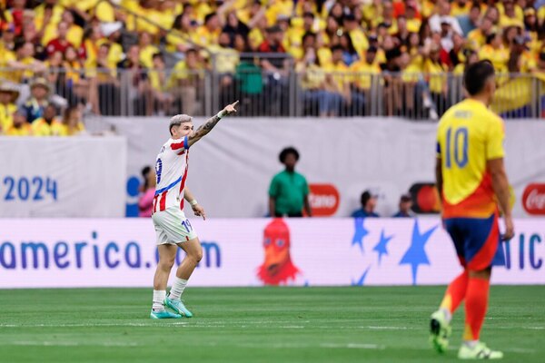 Versus / El partidazo de Julio Enciso ante Colombia que no le alcanzó a Paraguay