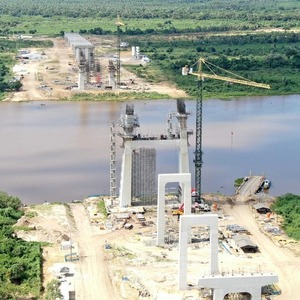 Puente de la Bioceánica continúa erigiéndose en el Chaco paraguayo