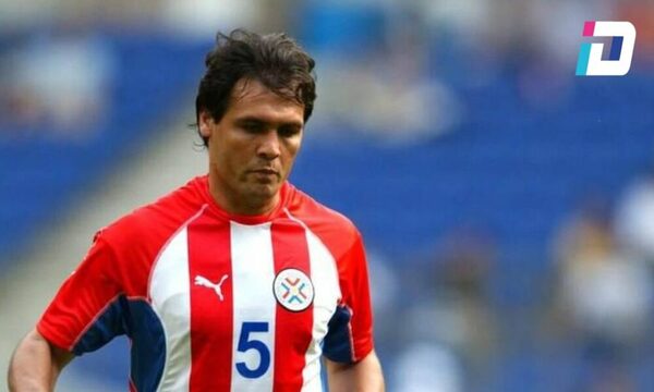 Chito Ayala: “Almirón sigue en la misma, no lo veo hacerse cargo del partido”