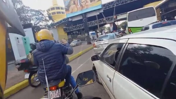 Cero controles: Periodista argentino cruza Triple Frontera y afirma que no le piden documentos
