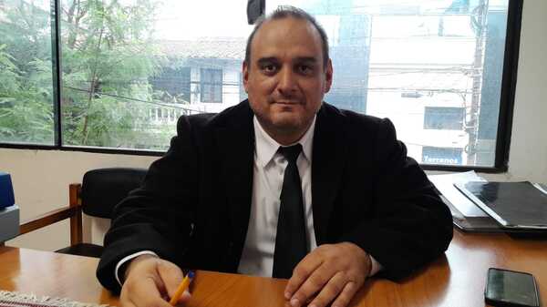 Imputan a dos abogados y gestora que simuló ser procesada en juicio por tráfico de drogas